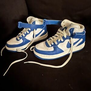 Nike Air Force 1 ‘07 Kentucky White Blue